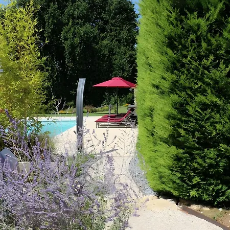 Holiday home Maison Les Hirondelles Mirabel-aux-Baronnies